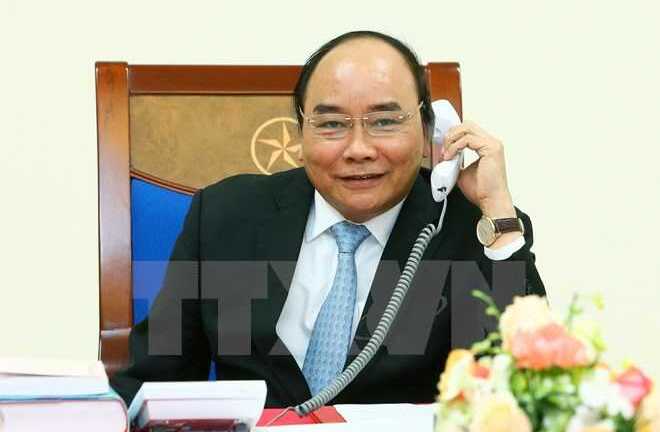 Thủ tướng Nguyễn Xuân Phúc điện đàm với ông Donald Trump
