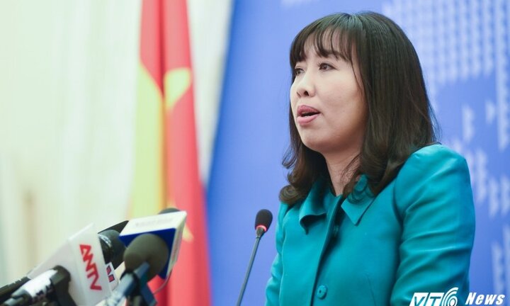 Việt Nam lên tiếng việc tàu Mỹ tiến gần Đá Vành Khăn