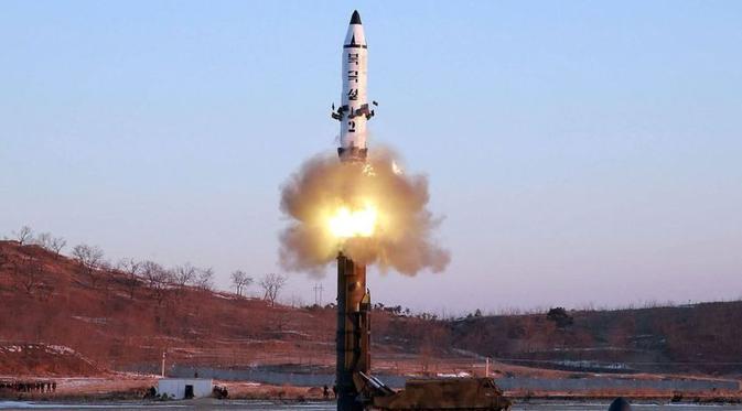 Tên lửa Triều Tiên phóng hỏng có thể do Mỹ tấn công mạng