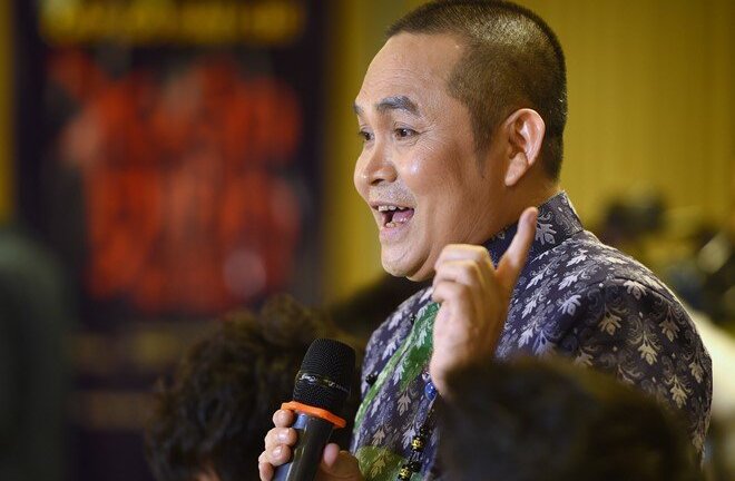 Nghệ sỹ Xuân Hinh nộp đơn xin về hưu sớm