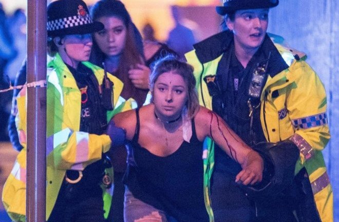 Vụ nổ ở Manchester: Cơn ác mộng chưa hồi kết?