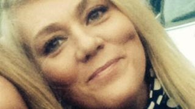 Pha thoát chết thần kỳ nhờ điện thoại của người phụ nữ trong vụ khủng bố Anh