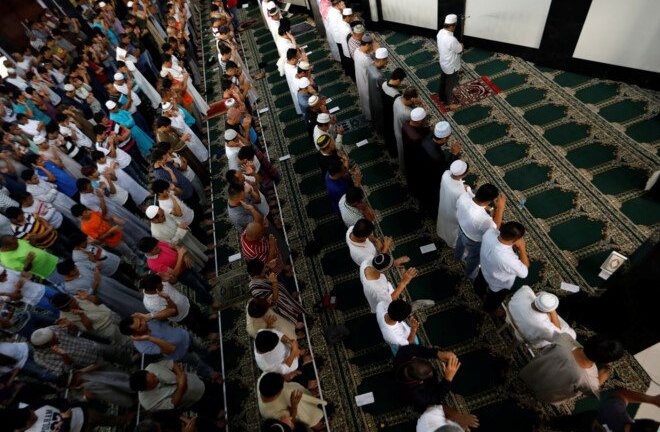 Philippines ngừng bắn với phiến quân để dân ăn lễ Ramadan