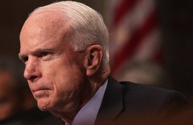 Thượng nghị sỹ John McCain bị chẩn đoán mắc ung thư não