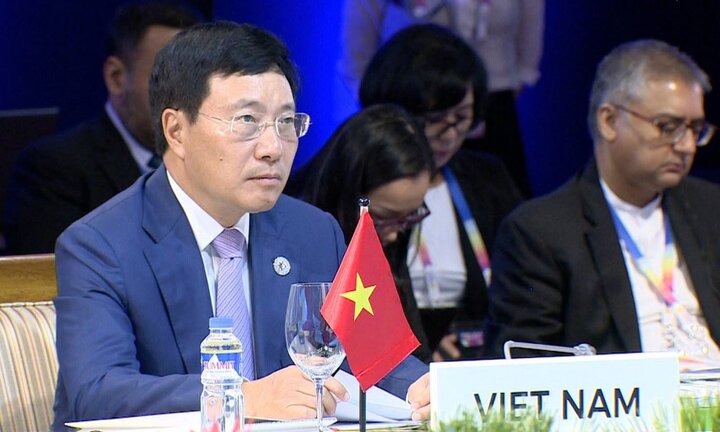 Phó Thủ tướng Phạm Bình Minh phát biểu tại Hội nghị Ngoại trưởng ASEAN lần thứ 50