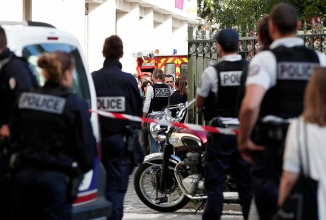 Tấn công bằng ô tô ở Paris, 6 binh sĩ bị thương