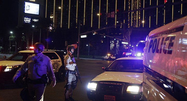 Chủ tịch nước và Thủ tướng gửi điện chia buồn với Mỹ sau vụ xả súng ở Las Vegas