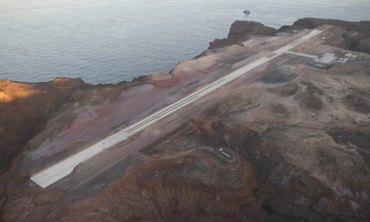 Sân bay vô dụng nhất thế giới đã có tác dụng