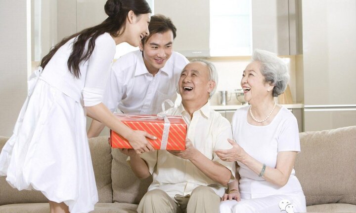 Những câu chúc Tết bố mẹ hay và ý nghĩa