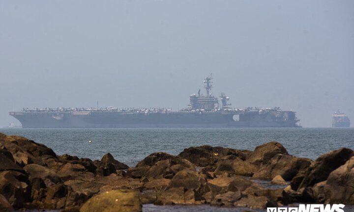 Tàu sân bay Mỹ thăm Việt Nam, chuyên gia Nga nhận định thế nào?