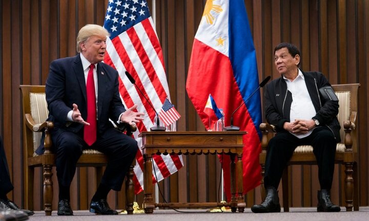 Ly kỳ Tổng thống Trump thoát khỏi âm mưu ám sát khi tới Philippines
