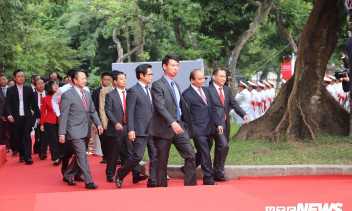 Thủ tướng: 'VinFast giúp Việt Nam vươn tầm quốc tế'