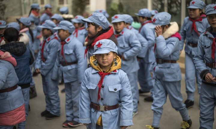 Trường học Trung Quốc dùng 'đồng phục thông minh' để theo dõi học sinh