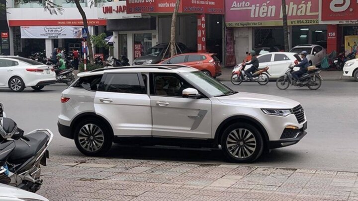 Mua xe Trung Quốc là những người thích hào nhoáng?