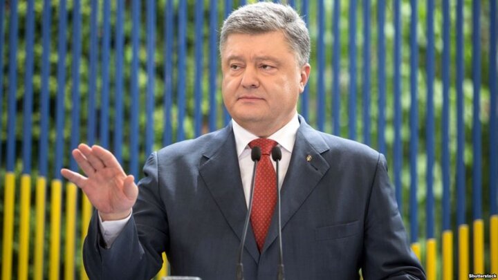 Tổng thống Poroshenko cảnh báo tương lai 'u tối' của Ukraine nếu ông không tái đắc cử