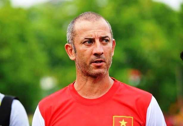 Thầy Giôm xem khai mạc Euro 2016 cùng giám đốc học viện JMG toàn cầu