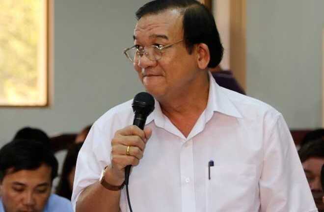 Kỷ luật giám đốc sở mời tiệc giờ hành chính