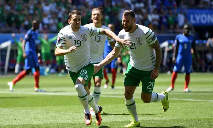 Pogba phạm lỗi vô duyên, Pháp thua sớm trước CH Ailen