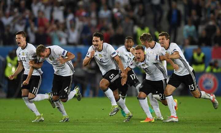 Italia dừng hành trình phi thường, Đức vào bán kết sau 9 loạt phạt đền nghẹt thở