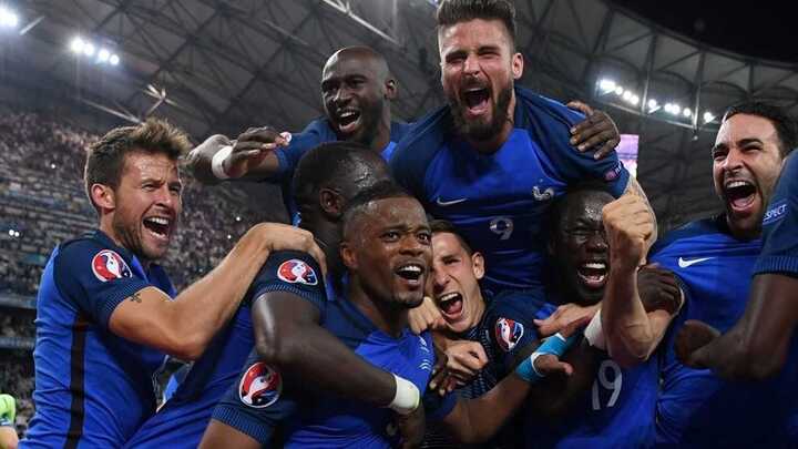 Pháp vào chung kết Euro 2016: Sau 10 năm, họ quay lại ánh sáng