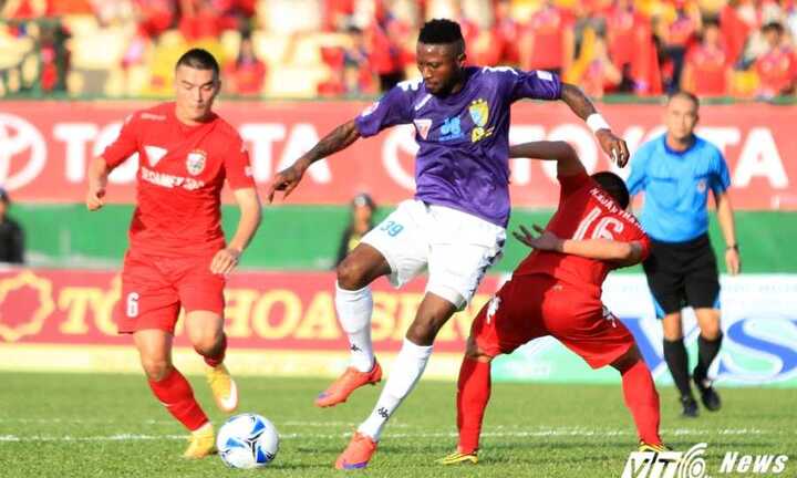 B.Bình Dương 4-5 Hà Nội T&T: Kịch tính