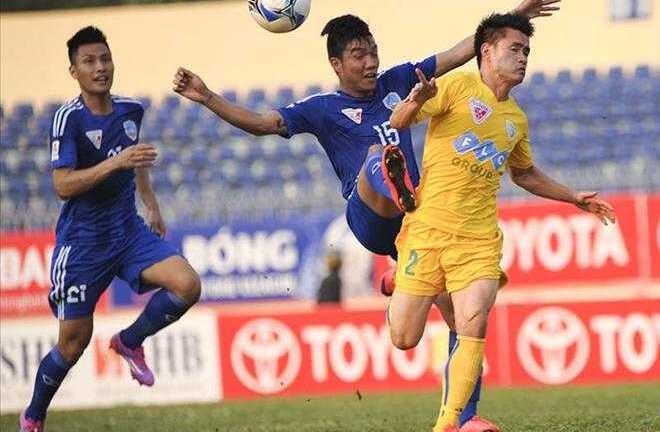 HLV Lê Thụy Hải: “Trọng tài với cầu thủ, HLV cứ như… bố người ta”