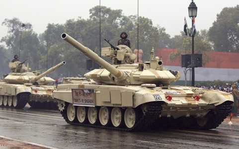 Ấn Độ điều xe tăng, binh sĩ áp sát biên giới với Trung Quốc