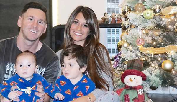 Messi: 9 tuổi biết yêu và chuyện tình đẹp rơi nước mắt