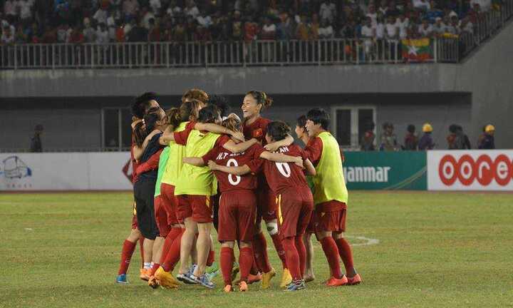 Thắng kịch tính Myanmar, tuyển nữ Việt Nam gặp Thái Lan ở chung kết