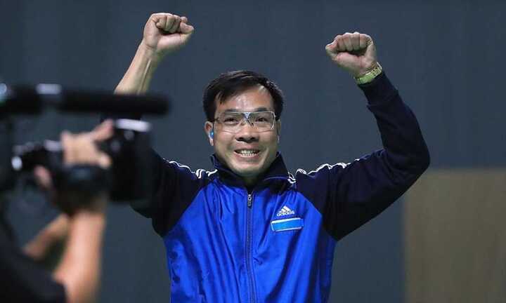 Hoàng Xuân Vinh thắng áp đảo cuộc đua vận động viên tiêu biểu toàn quốc 2016