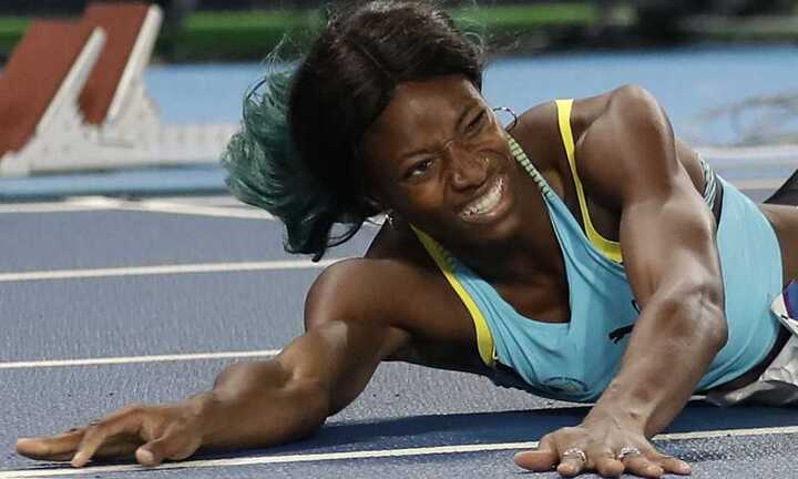 Nữ vận động viên bay người về đích, giành huy chương vàng Olympic 2016