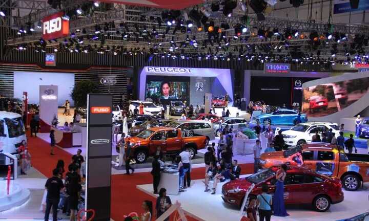Triển lãm Ô tô Việt Nam 2016: Cơ hội vàng mua xe chất lượng