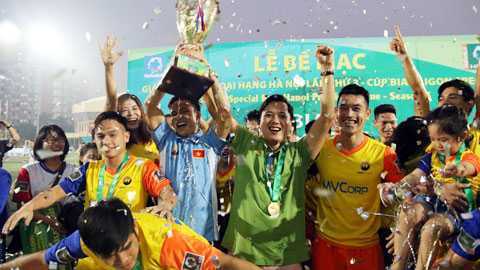 Ngoại hạng Phủi Hà Nội lần đầu lên sóng truyền hình trực tiếp