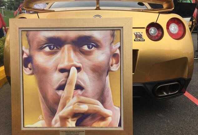 Làm giám đốc, Usain Bolt khoe siêu xe mạ vàng