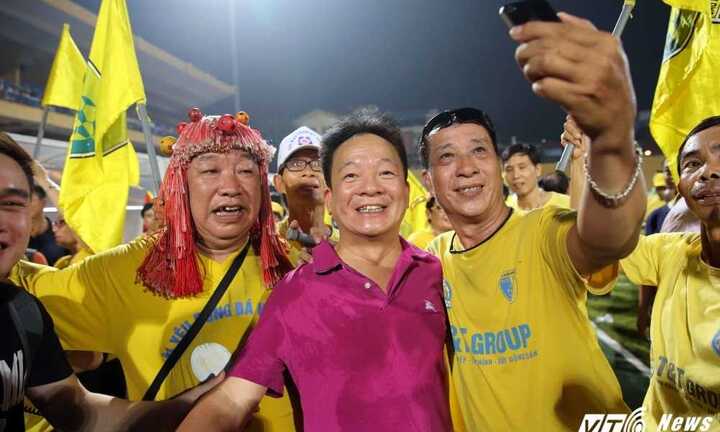 Hà Nội T&T nhận ngay 10 tỷ tiền thưởng vô địch V-League