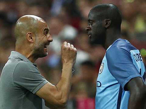 Guardiola trừng phạt Toure, Hart hệt như cách đuổi cổ Ibra, Ronaldinho