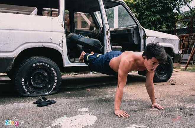 9X điển trai bỏ trường đại học dấn thân làm lính cứu nạn