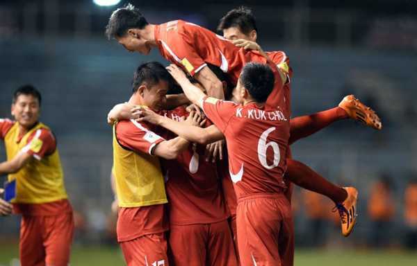 Tuyển Triều Tiên mang binh hùng, tướng mạnh đấu tuyển Việt Nam