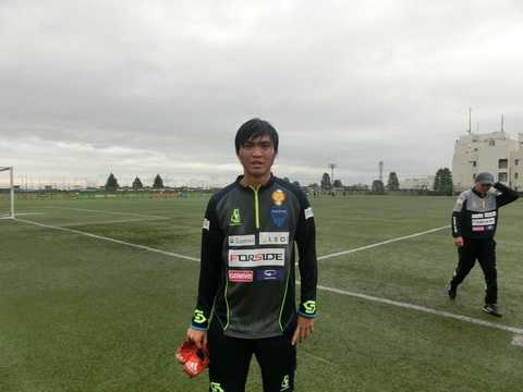 Tuấn Anh về nước, giao lưu với đối thủ của U21 Việt Nam