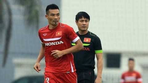 Tuyển Việt Nam chuẩn bị sang Hàn Quốc tập huấn: Nắn gấp hàng thủ