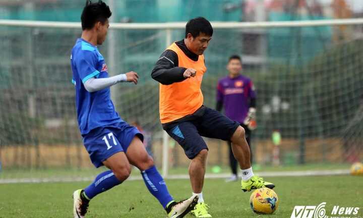 'Tuyển Việt Nam khởi tạo cảm hứng cho U19 Việt Nam'