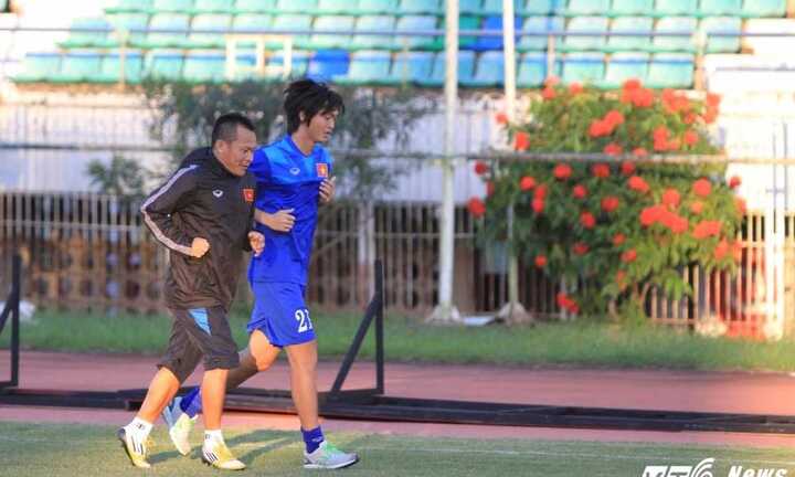 AFF Cup 2016: Buổi tập cuối cùng buồn bã của Tuấn Anh