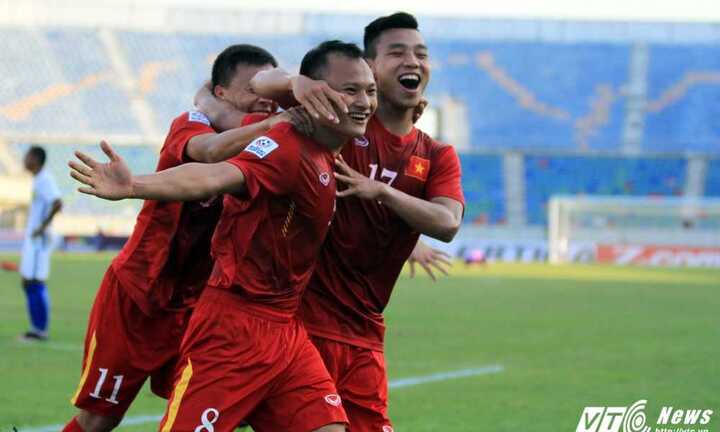 Thắng Malaysia, tuyển Việt Nam tràn đầy cơ hội vào bán kết AFF Cup 2016