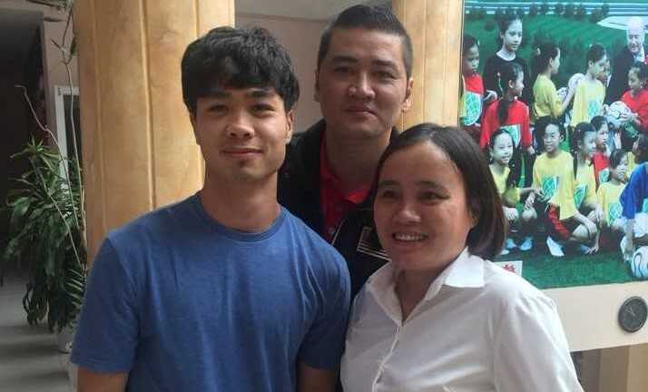 Công Phượng, Văn Toàn phải bỏ thêm tiền mua vé AFF Cup 2016