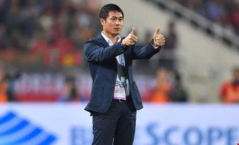 HLV Hữu Thắng cần làm gì để làm mới tuyển Việt Nam?