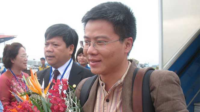 GS Ngô Bảo Châu làm tạp chí toán bằng tiền thưởng giải Fields