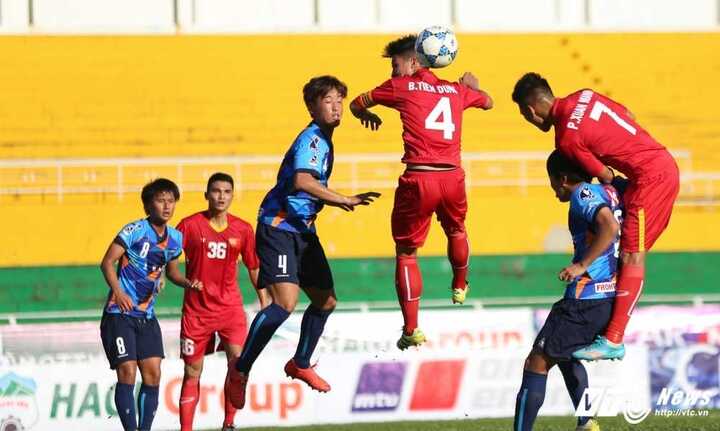 Chê U19 Việt Nam, 'Mourinho Việt' phải xem lại chính mình