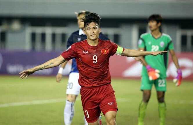 ​Công Vinh làm phó chủ tịch CLB TP.HCM