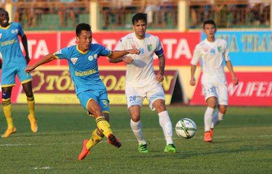 Cầu thủ CLB TP.HCM bị thanh lý hợp đồng: Công Vinh quá ác với chúng tôi