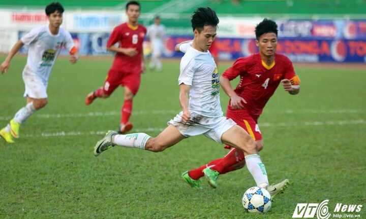 'Văn Toàn nỗ lực tuyệt vời, U21 HAGL vẫn đáng để học hỏi'